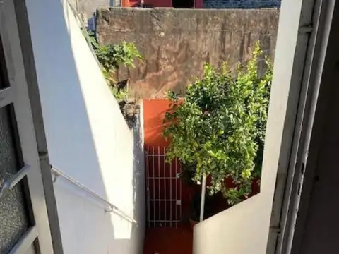 Calle Salcedo y Larrea