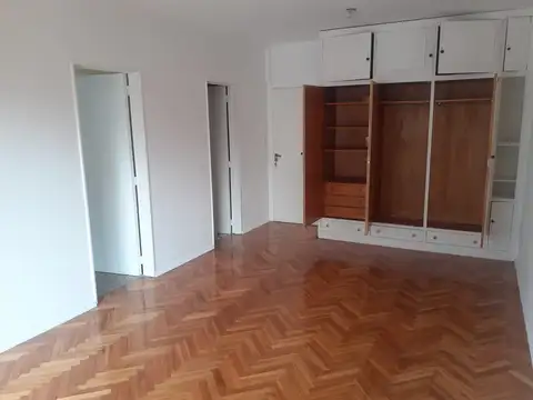 Avenida Coronel Díaz 1400, Piso 7