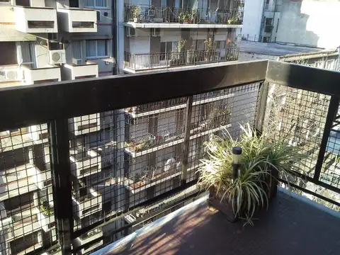 Avenida Coronel Díaz 1400, Piso 7