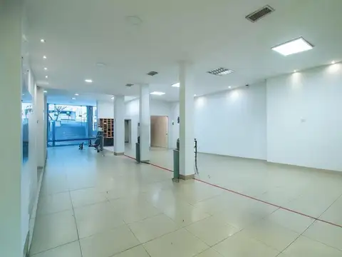 Local en Venta 56 años