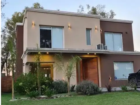 Casa - Francisco Alvarez