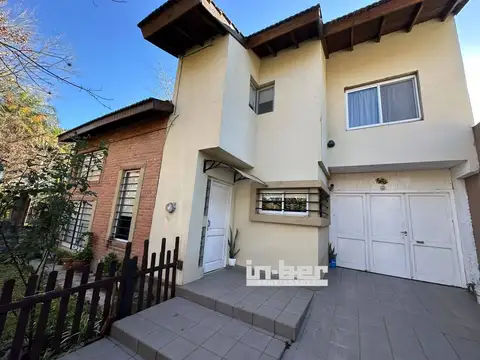 Casa - Venta - Argentina, Berazategui - Calle 316 1370