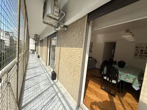 VENTA - 4 AMBIENTES - ESPACIO GUARDACOCHE -  BAULERA - EXCELENTE ZONA - RECOLETA