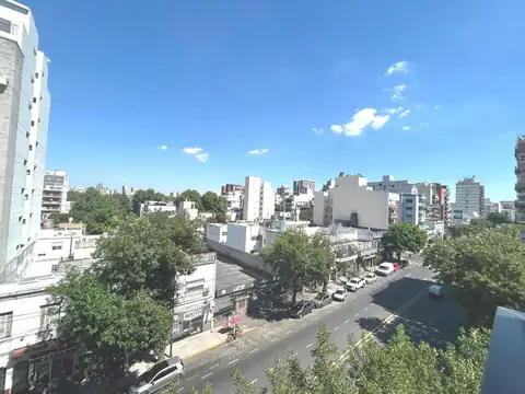Monroe 3317 , Piso 5