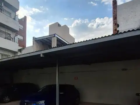 Cochera en Abasto