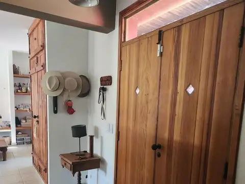 Casa 7 ambientes con 3 baños