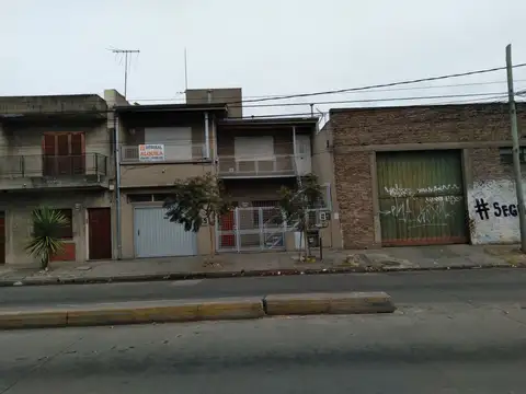 Inversión Ideal en Villa Ballester: 4 P.H. en Block con Opción de Compra Conjunta o Individual