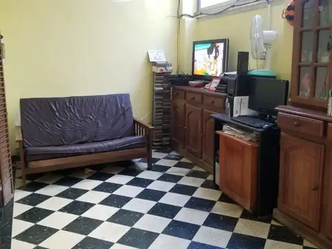 Depto Tipo Casa en Venta en Villa Pueyrredon, USD 155.000