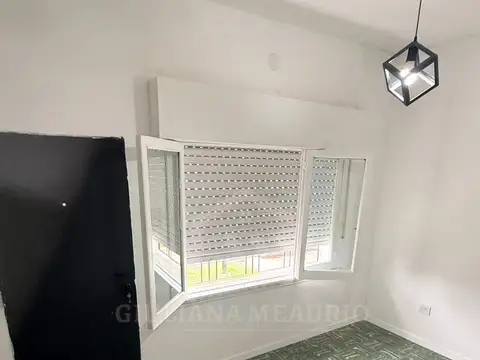 Depto Tipo Casa en Alquiler de 2 ambientes