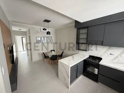 Venta Departamento 2 Ambientes Reciclado y Amoblado en Plaza Mitre