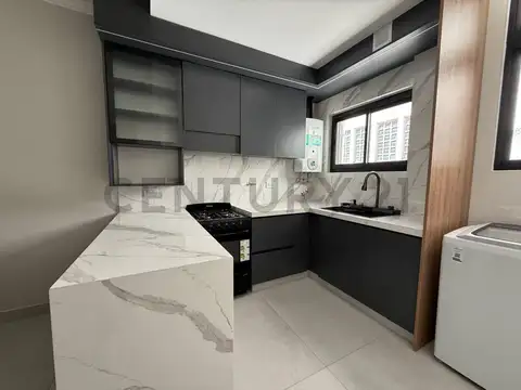 Venta Departamento 2 Ambientes Reciclado y Amoblado en Plaza Mitre
