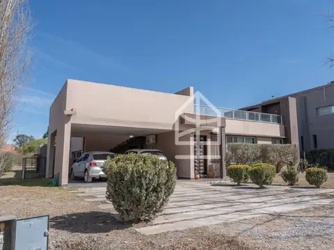 Casa en Venta en El Prado Eco Village, USD 270.000