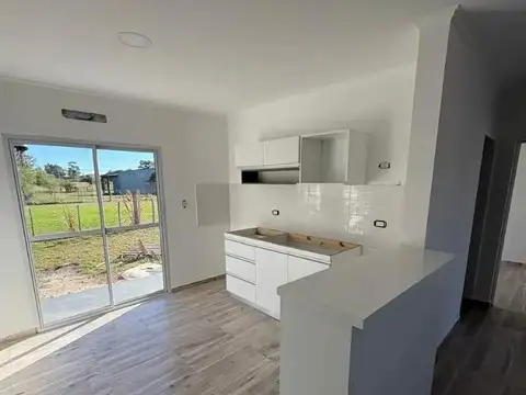 Casa a estrenar en Barrio Náutico, Entre Rios