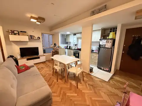 Excelente Departamento 2 Ambientes Refaccionado - Colegiales