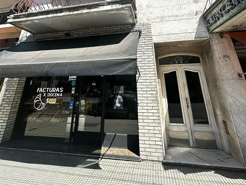 Av. Gral. Mosconi 2300, Piso 1