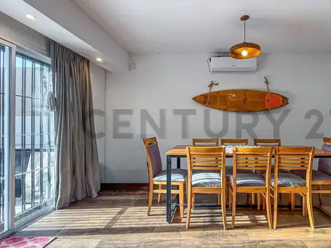 Casa 4 ambientes con 2 baños