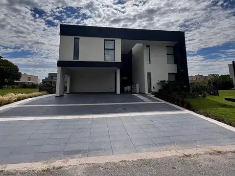 Casa en venta - Greenville Polo & Resort