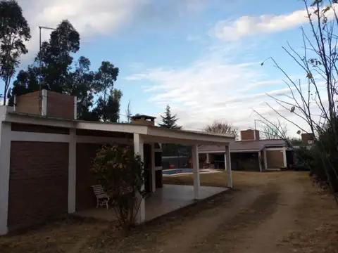 Se Alquila Casa en Villa Parque Siquiman 