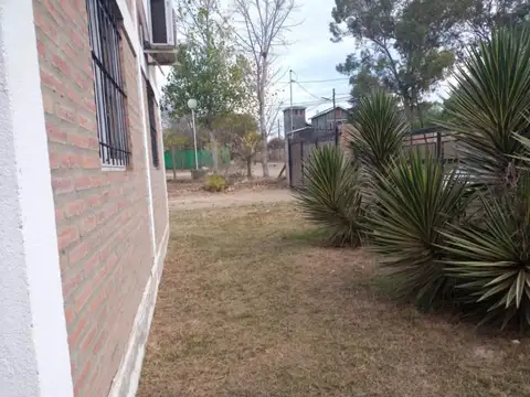 Se Alquila Casa en Villa Parque Siquiman