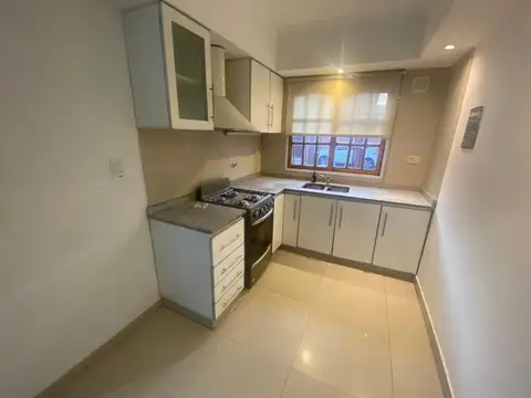 Casa en Alquiler en Olivos, $ 2.150.000