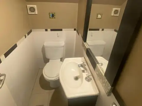 Casa 4 ambientes con 3 baños