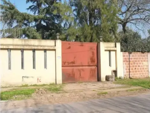 BUEN CHALET EN TALAR DE PACHECO TIGRE