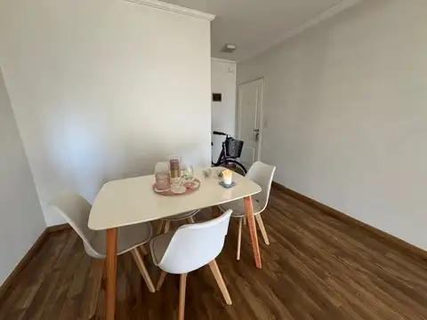 Departamento en Alquiler con 1 cocheras