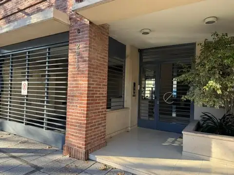 Alquiler dpto 2 amb con balcón , cochera en Olivos