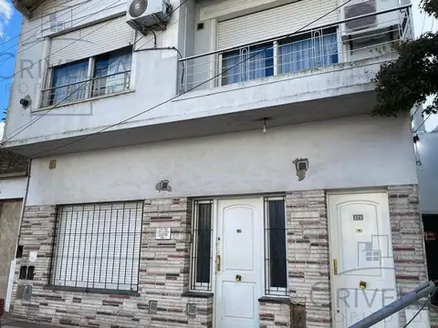 Hermoso departamento en venta,  planta alta por escalera