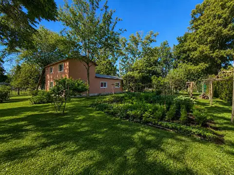 Barrio Los Pinos, Barragan 200