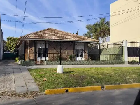 Depto Tipo Casa en Venta de 4 ambientes