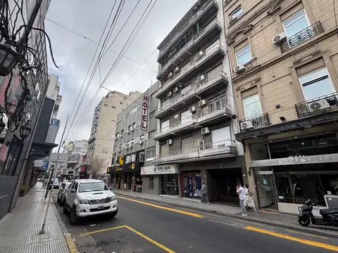 Tres Ambientes Mas Escrit o 4 Amb a m de Av Corrientes!