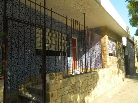 Terreno casa y  apartamentos a reciclar Reducto