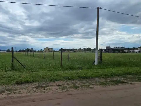 Terreno en venta, todos los servicios, acepta financiación - 2.022Mts2 - Aires de Bragado