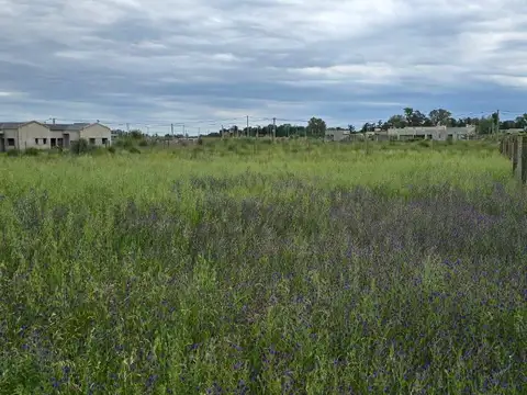 Terreno en venta, todos los servicios, acepta financiación - 2.022Mts2 - Aires de Bragado