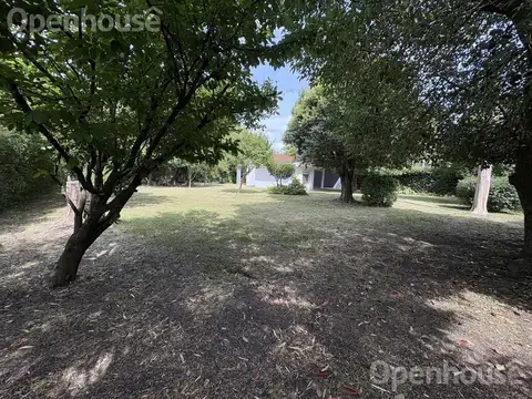 VENTA - CASA CON HERMOSO PARQUE-BARRIO PELLEGRINI II -VILLA ROSA-PILAR