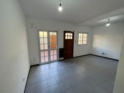 Departamento de 3 ambientes en Bernal