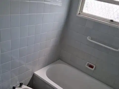 DEPARTAMENTO 3 AMB CENTRICOS EN RAMOS MEJIA