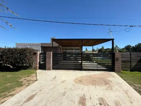 La Estancia 2, Roldan, casa 2 dormitorios + comodín