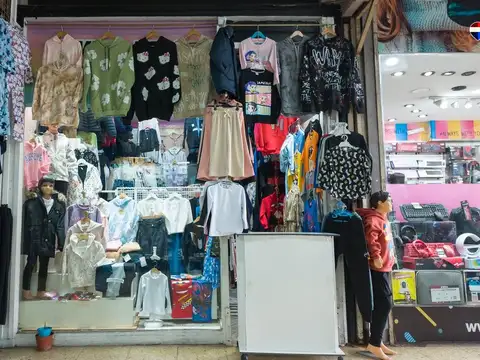 VENTA LOCAL EN EL CENTRO DE AVELLANEDA