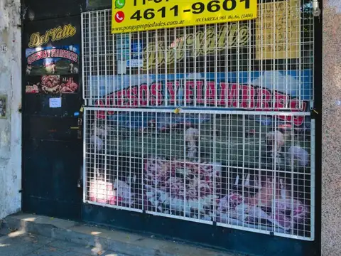 Local en zona comercial de 3,30 x 15