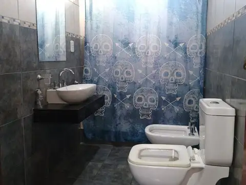 Depto Tipo Casa en Alquiler en Lomas del Mirador, $ 1.000.000