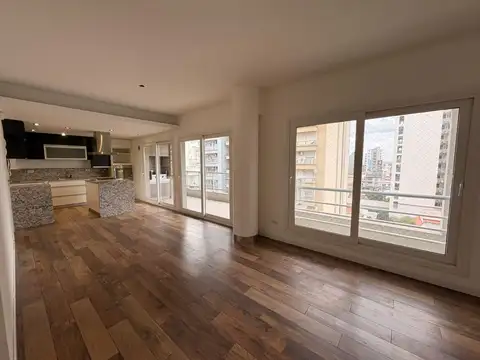 Piso de categoría zona centro Lanus