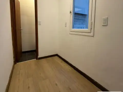 Buenos Aires e/ Almirante Brown y Falucho