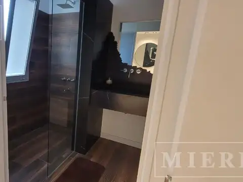 Casa 3 ambientes con 2 baños