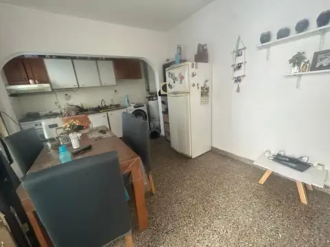 Depto Tipo Casa en Venta en Lanus Oeste, USD 89.000
