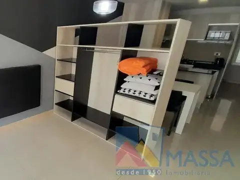 Hermosisimo  Monoambiente amoblado . a mts de BV Oroño 