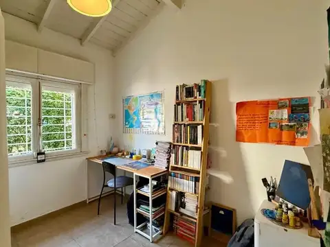 CASA EN VENTA EN CASTELAR