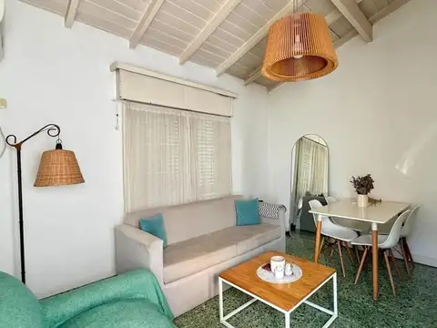 CASA EN VENTA EN CASTELAR