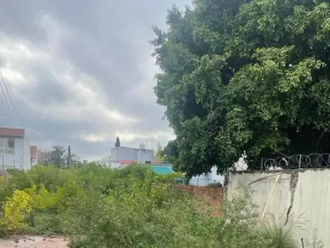 Terreno en Venta 70  mts Fondo